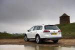 Volkswagen Golf Alltrack 2017 года (UK)